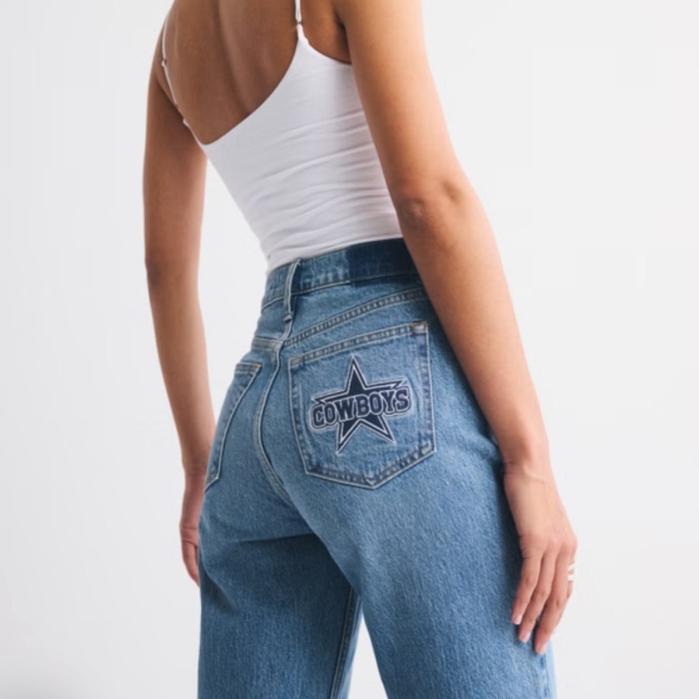 Abercrombie Curve Love High Rise 90s Relaxed Dallas Cowboys Embroidered Jean